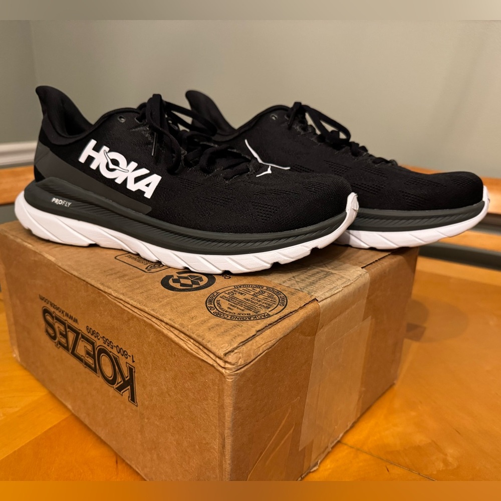 Hoka Mach 4 Running Shoes